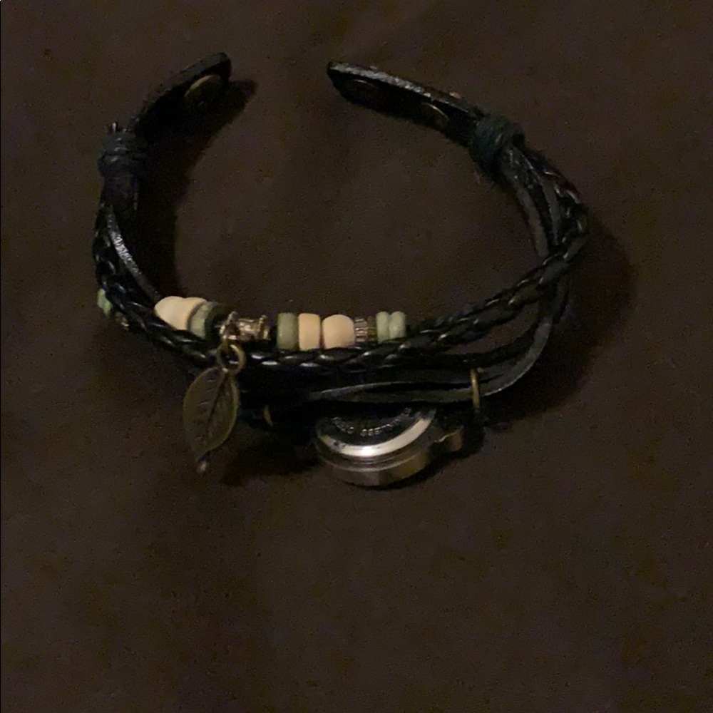 Watch - Picture 3 of 4